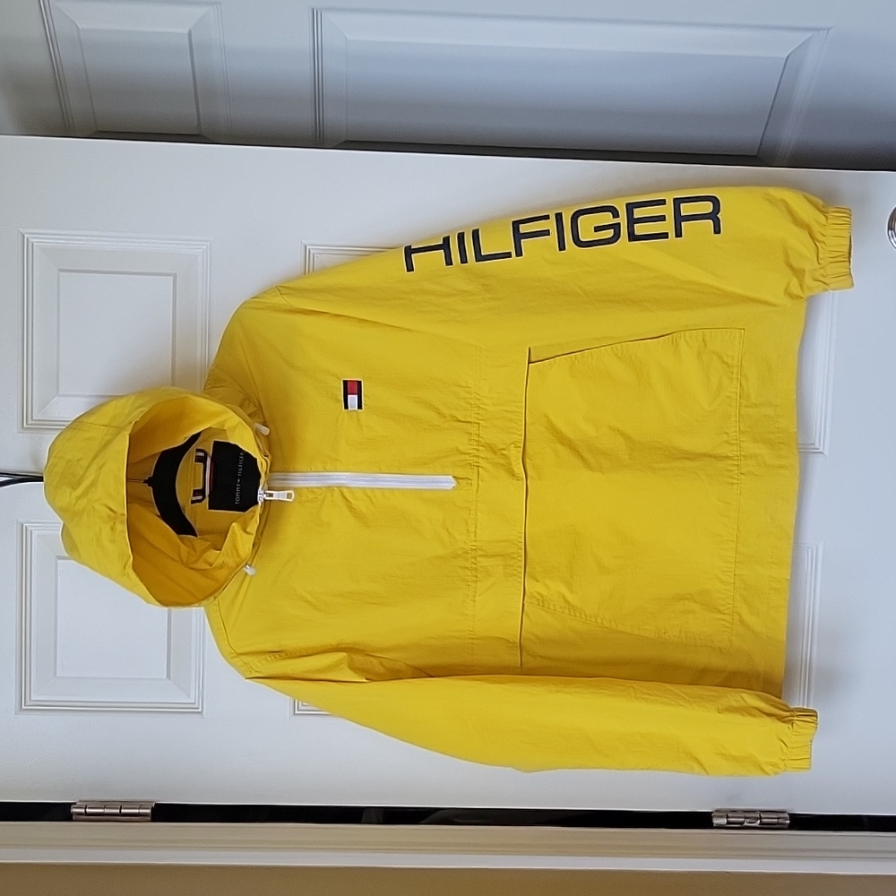 Tommy Hilfiger hooded rain jacket/pullover, kanga pocket, Yellow, Small